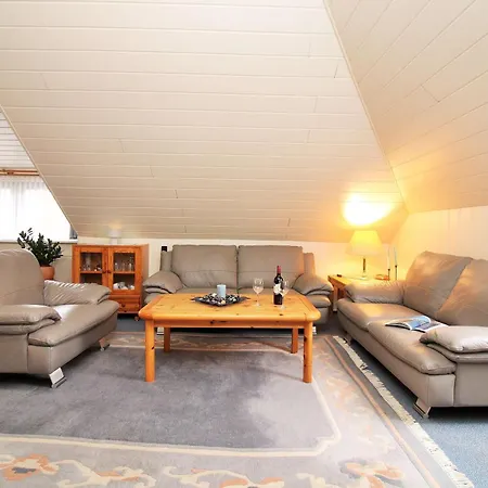 Neue Reihe 83a Fewo 1 Apartmán Ostseebad Kühlungsborn