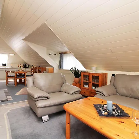Neue Reihe 83a Fewo 1 Apartmán Ostseebad Kühlungsborn